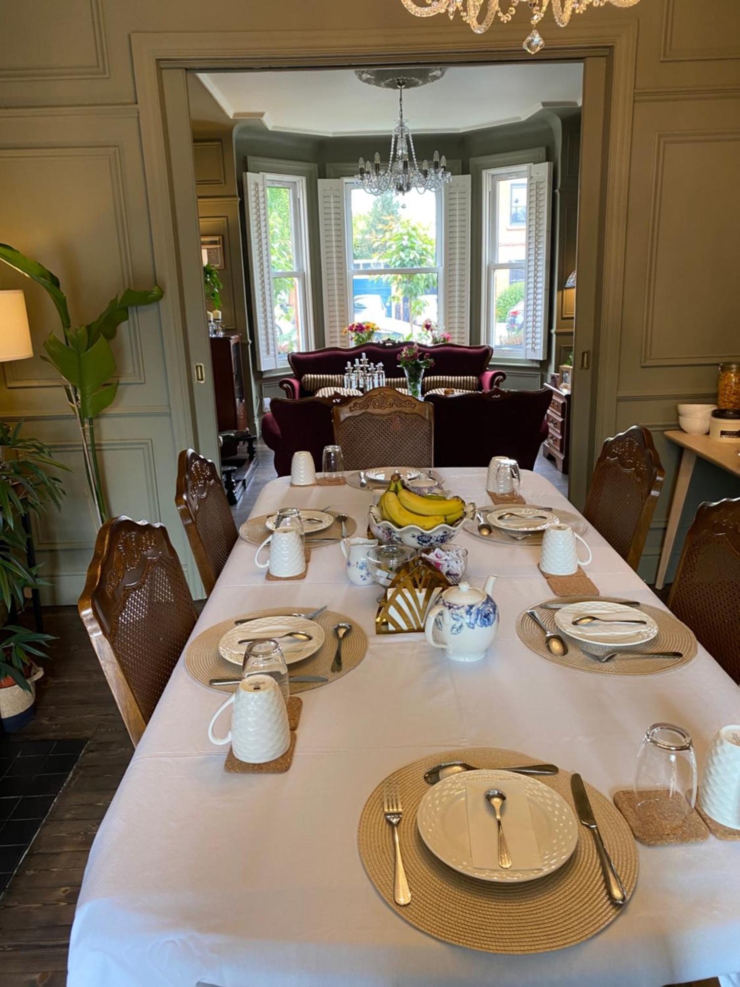 Avoca House 3*